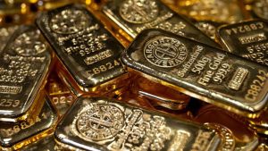 Bancos mundiais passam a investir em reservas de ouro, euro e yuan após desdolarização