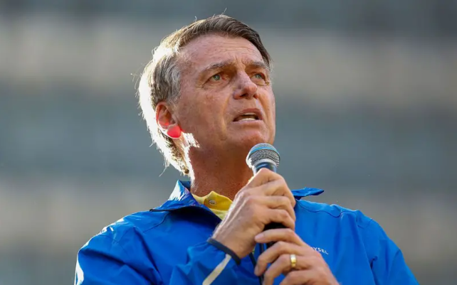 PGR apresenta parecer contra Bolsonaro por tentativa de golpe