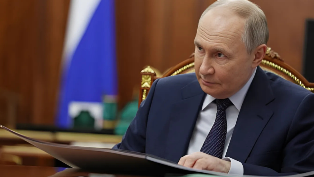 Rússia vê envio de armas como sinal para Ucrânia deixar negociações de paz