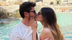 Camila Queiroz e Klebber Toledo escolhem hotel cinco estrelas para babymoon