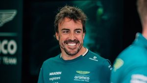 Fernando Alonso mira 2026 como virada para Aston Martin na F1