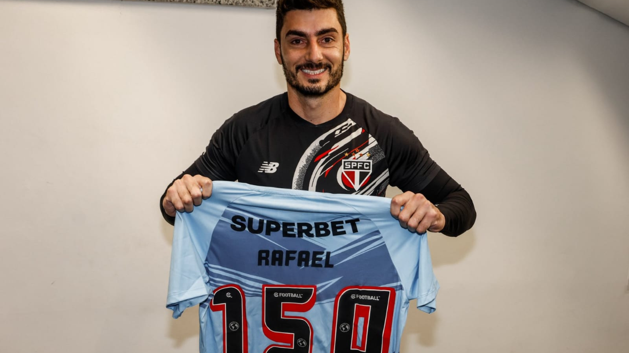 Rafael alcança marca expressiva no São Paulo em meio a momento conturbado da equipe