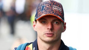 Jornal holandês indica que Verstappen continuará na Red Bull em 2026