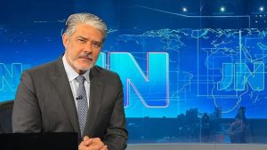 William Bonner relembra pânico na redação do JN após exibição acidental de canal adulto