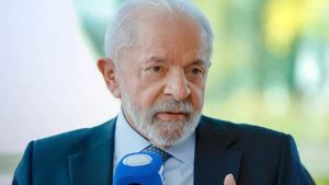 Lula cobra respeito às leis brasileiras e diz que Brasil busca negociar em caso de tarifaço de Trump