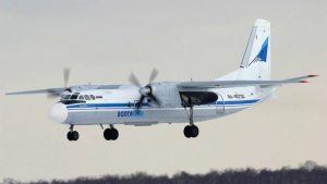 Avião cai no leste da Rússia e deixa dezenas de mortos