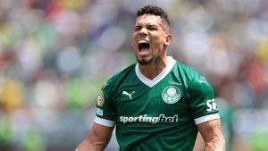 FIFA revela equipe de arbitragem para partida entre Palmeiras e Chelsea