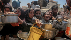 Israel anuncia pausa humanitária em Gaza, mas ataques continuam