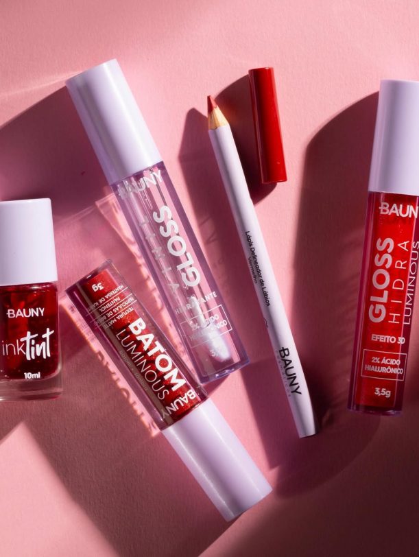 Lip combo do amor destaca os lábios com o efeito glossy e aroma doce