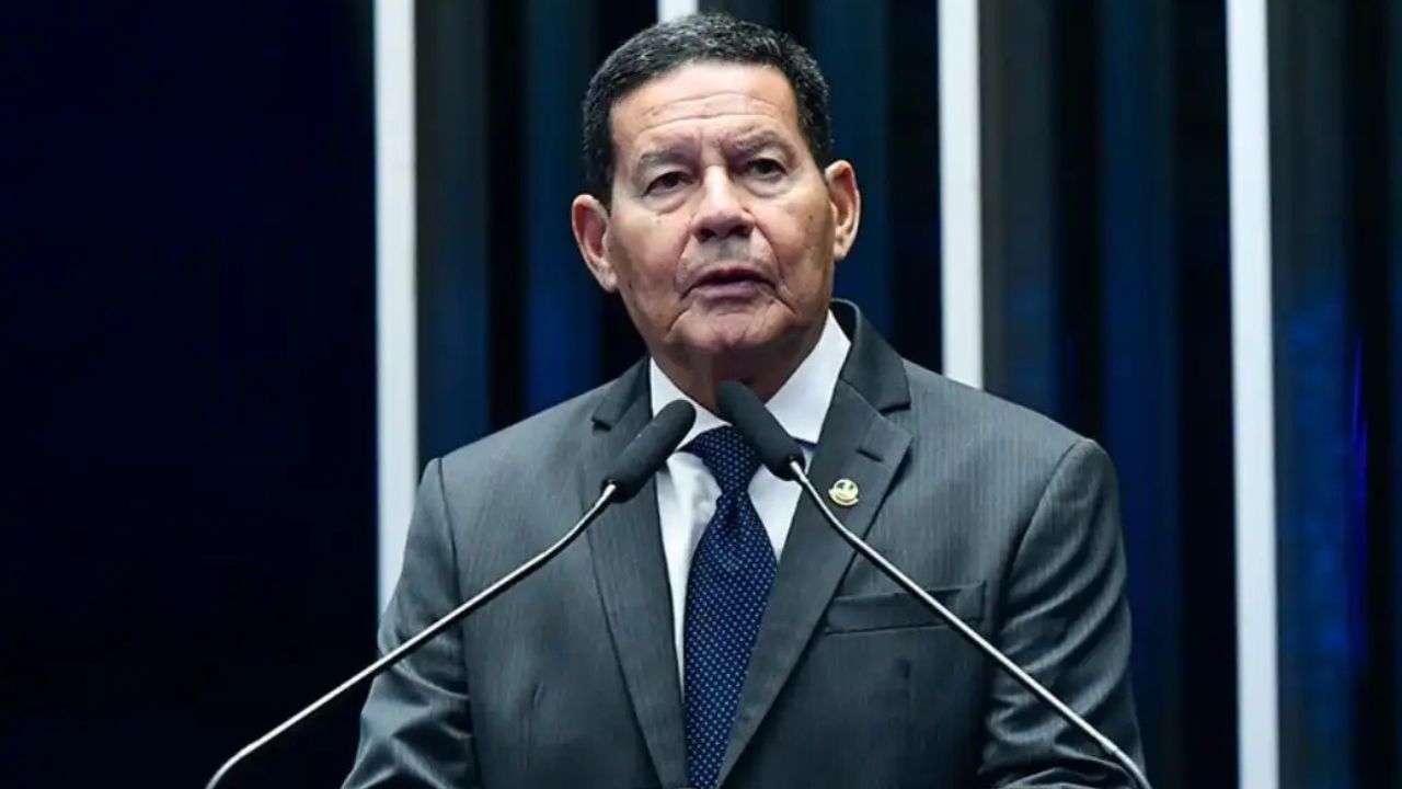 Mourão critica Trump em reunião da Comissão de Relações Exteriores
