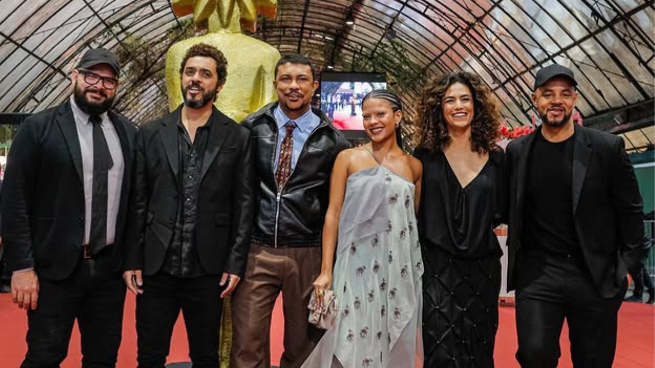Elenco do filme "Cinco Tipos de Medo" | Reprodução: Instagram/@festivaldecinemadegramado