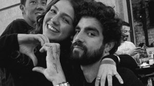 Caio Castro e Vitória Bohn celebram amor com fotos românticas após oficializar namoro em Portugal