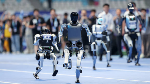 Robôs competem em Olimpíada inédita na China