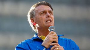 Bolsonaro recebe visita de Ciro Nogueira em seu primeiro dia de prisão domiciliar