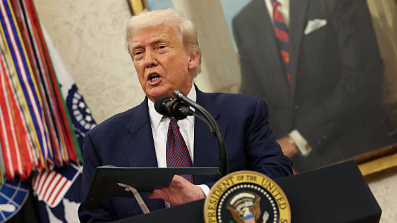 Trump ameaça novas tarifa à China caso exportações de ímãs não aumentem