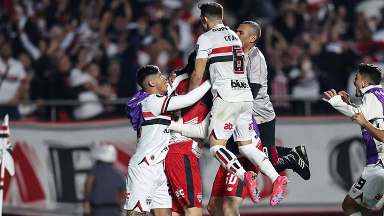Elenco do São Paulo | Foto: Reprodução/X/@SaoPauloFC