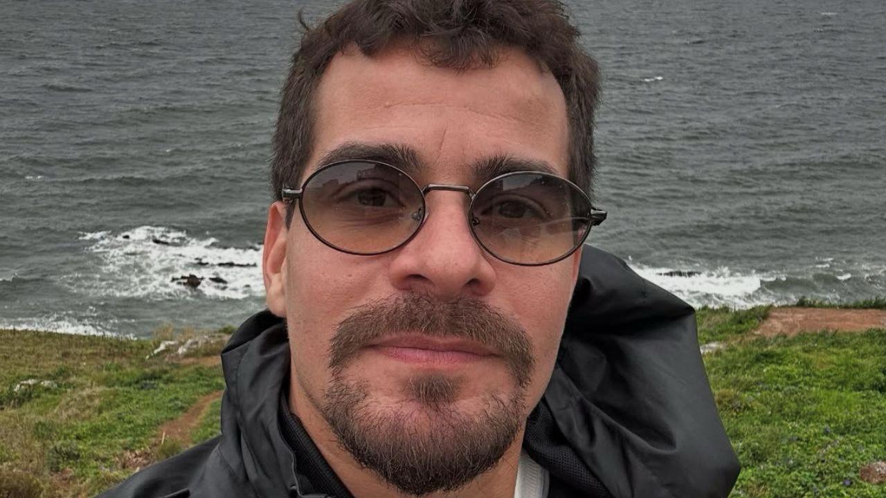 Thiago Martins celebra a trajetória de Arlindo Cruz em homenagem especial