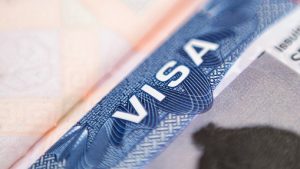 Brasil fica fora da lista de países que devem pagar caução para visto americano
