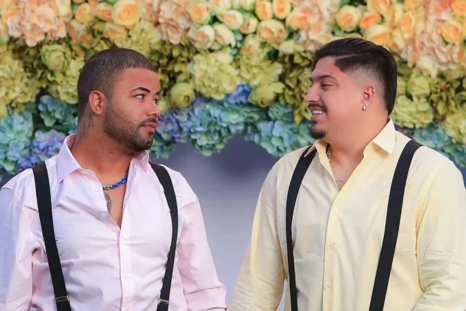 Hytalo Santos ao lado do marido