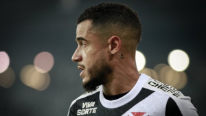 Coutinho e o Vasco: o reencontro que ainda busca um clímax