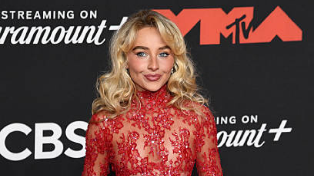 Sabrina Carpenter | Reprodução/Getty Images Embed/Noam Galai 