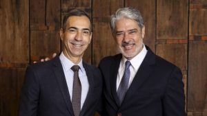 Novo apresentador do “Jornal Nacional”, Tralli é recebido em tour especial guiado por Bonner