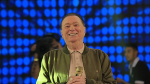 Hospital divulga atualização sobre Raul Gil: apresentador continua em observação