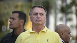 Bolsonaro e sete réus serão julgados por crimes ligados a abolição da democracia