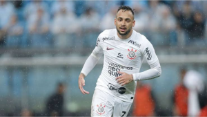 Maycon fala sobre futuro no Corinthians com contrato próximo do fim
