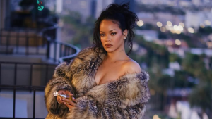 Rihanna é vista em hospital e fãs teorizam que bebê já tenha nascido
