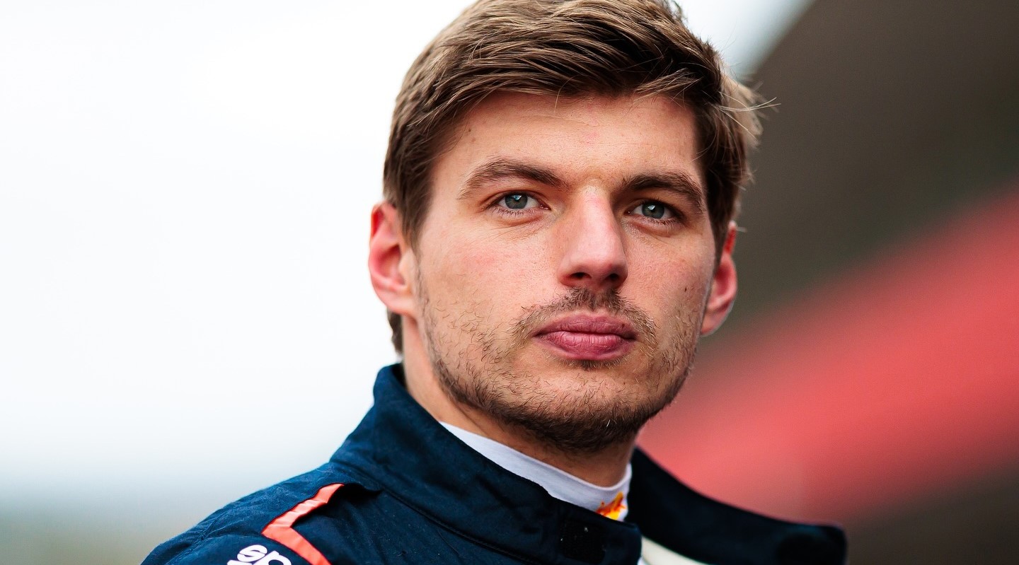 Max Verstappen estreia em corrida de endurance no circuito de Nordschleife