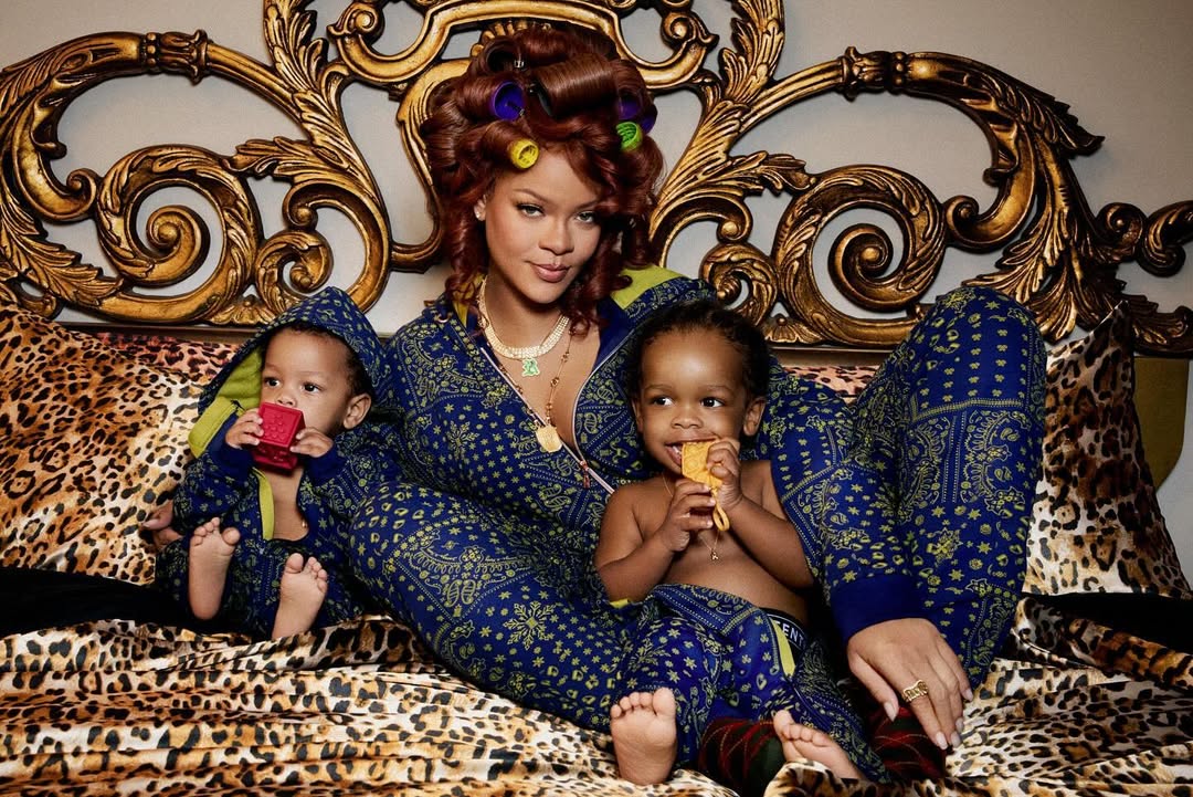 Rihanna com seus filhos, Riot e RZA