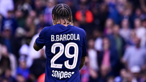 PSG rebate Federação Francesa e nega lesão de Bradley Barcola