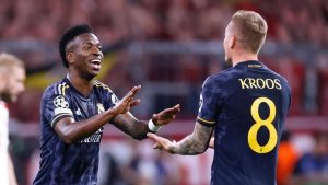 Kroos sai em defesa de Vini Jr. após discussão com Xabi Alonso Kroos sai em defesa de Vini Jr. após discussão com Xabi Alonso
