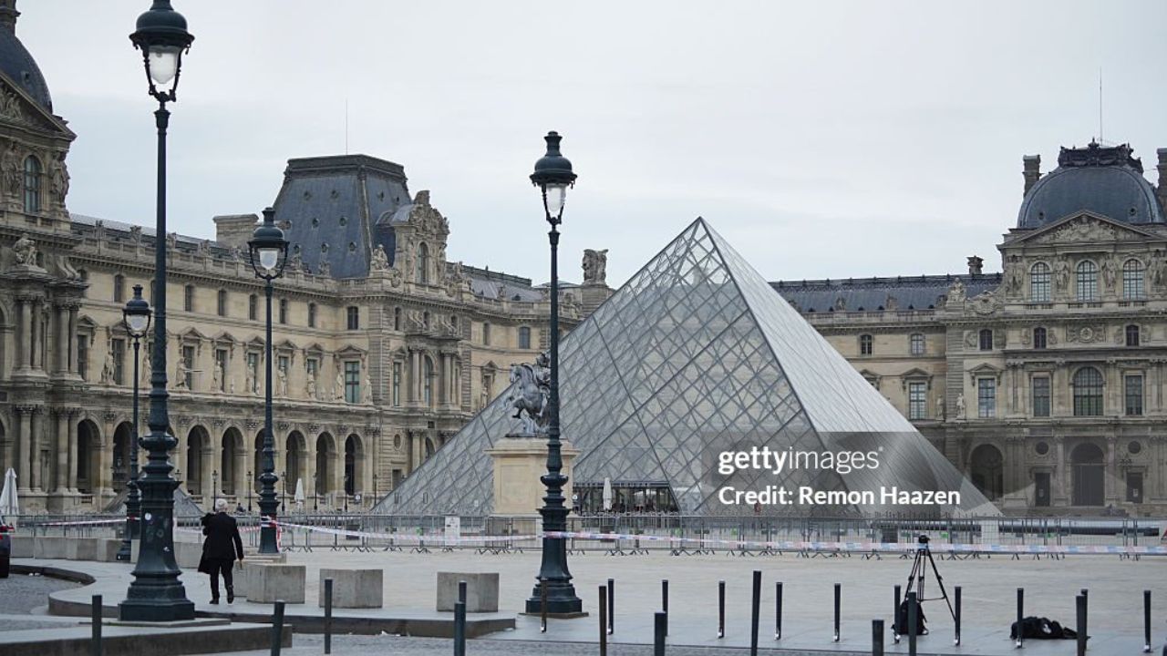 Museu do Louvre | Reprodução/Remon Haazen/Getty Images Embed