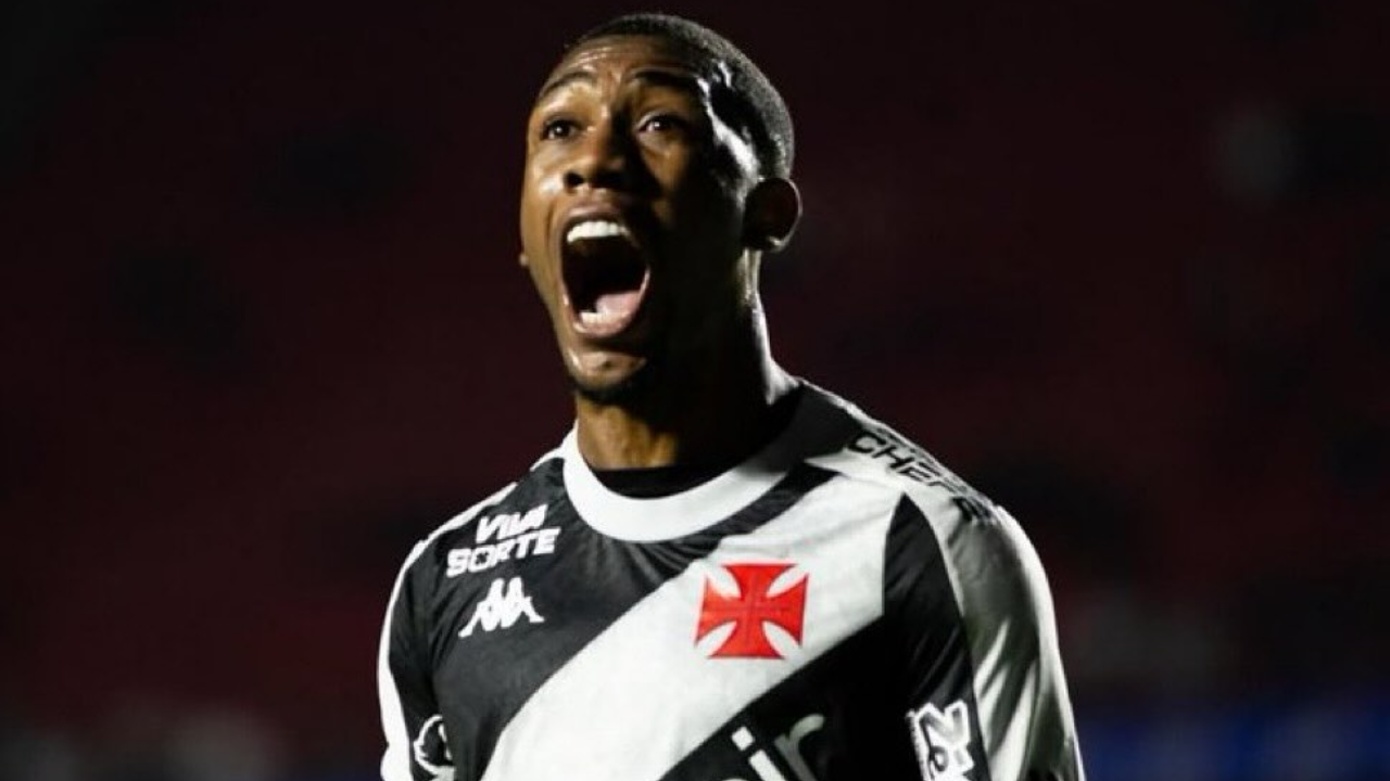 O atacante abriu o placar contra o Fluminense | Reprodução/Instagram/@loucospelovasco