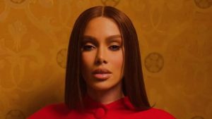 Anitta compartilha motivos que a fizeram retornar ao Brasil Anitta compartilha motivos que a fizeram retornar ao Brasil
