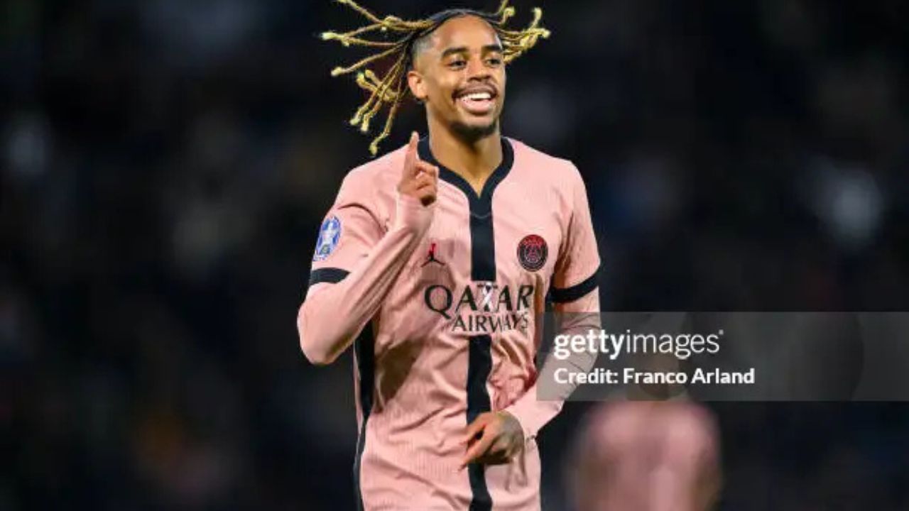 PSG rebate Federação Francesa e nega lesão de Bradley Barcola