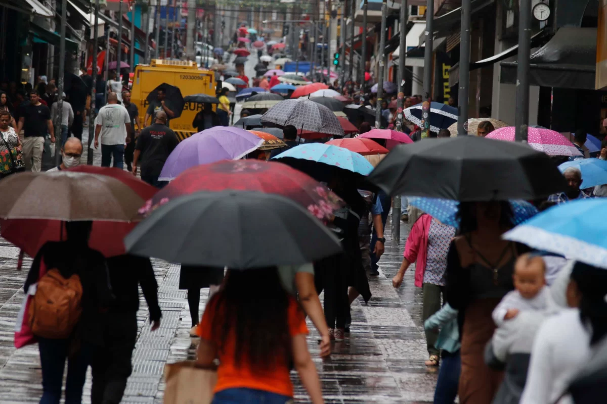 Frente fria chega a SP nesta segunda 