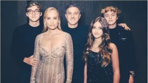 Benício Huck completa 18 anos e agita o Rio com festa repleta de celebridades Benício Huck completa 18 anos e agita o Rio com festa repleta de celebridades