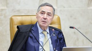 STF anula liminar de ministro Barroso que permitia enfermeiros atuarem em abortos STF anula liminar de ministro Barroso que permitia enfermeiros atuarem em abortos