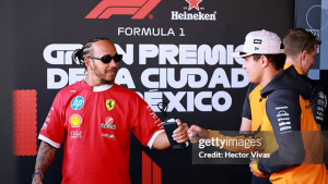 Hamilton desafia Norris e promete atacar: “Eu não tenho nada a perder, ele sim” Hamilton desafia Norris e promete atacar: “Eu não tenho nada a perder, ele sim”