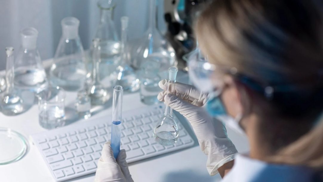 Anvisa recorre a autoridades internacionais para trazer antídoto do metanol ao Brasil