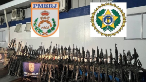 Penha cercada: corpos em praça expõem rastro da Operação Contenção com mais de 120 mortos Penha cercada: corpos em praça expõem rastro da Operação Contenção com mais de 120 mortos