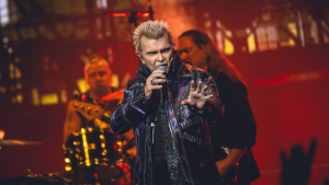 Noite retrô: Billy Idol faz São Paulo viajar no tempo
