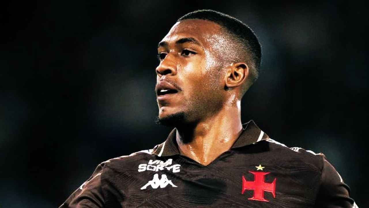 Vasco prioriza a renovação de Rayan