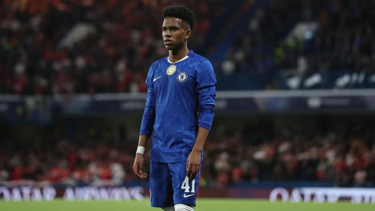 O brasileiro perdeu a premiação para Doué, PSG | Reprodução/Instagram/@estevaowilian_