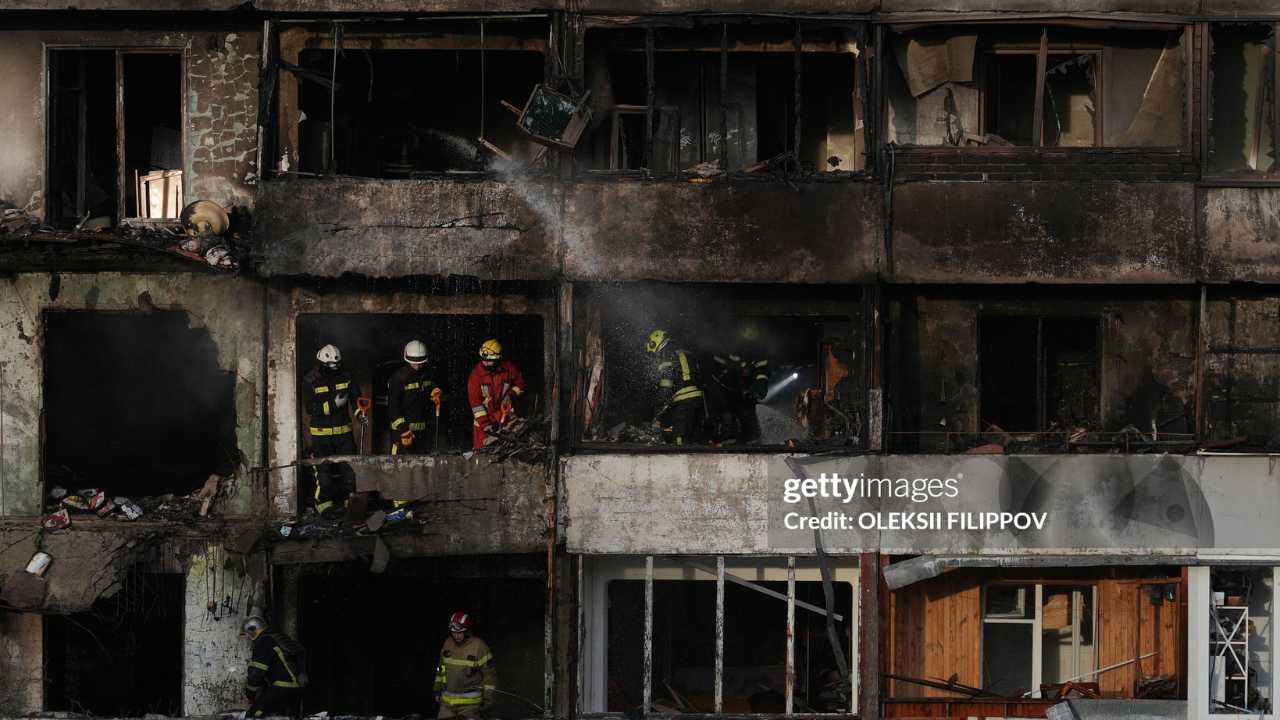 Ataque de drones e misseis em Kiev, na Ucrânia | Reprodução/Oleksii Filippov/Getty Images Embed