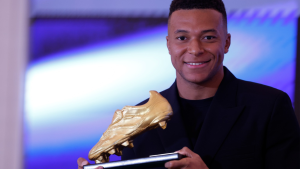 Após conquistar Chuteira de Ouro, Kylian Mbappé admite: ”Quero ganhar tudo”