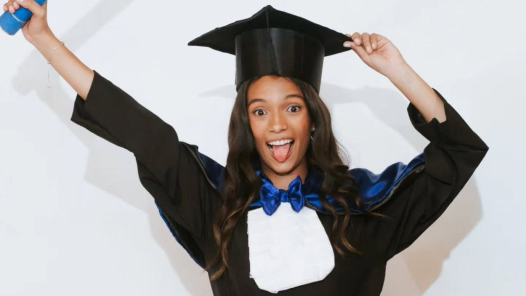 Rayssa Leal comemora formatura e é parabenizada por fãs e famosos